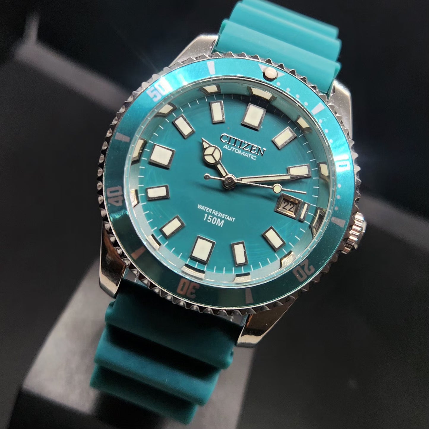 Vintage Mod Citizen 8200 Automatic Rotating Bazel Sea Green Face 40MM Case Date Men's Wrist Watch CT105