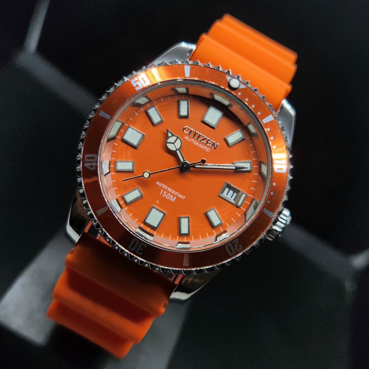 Vintage Mod Citizen 8200 Automatic Rotating Bazel Orange Face 40MM Case Date Men's Wrist Watch CT106