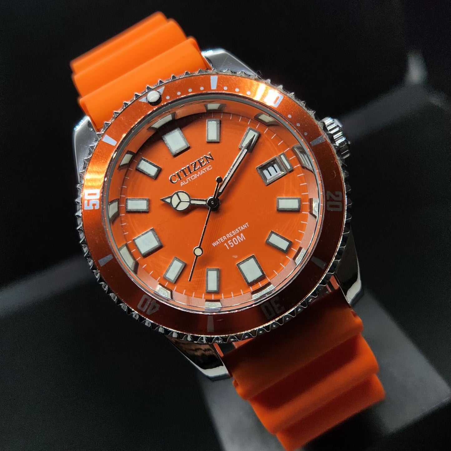 Vintage Mod Citizen 8200 Automatic Rotating Bazel Orange Face 40MM Case Date Men's Wrist Watch CT106
