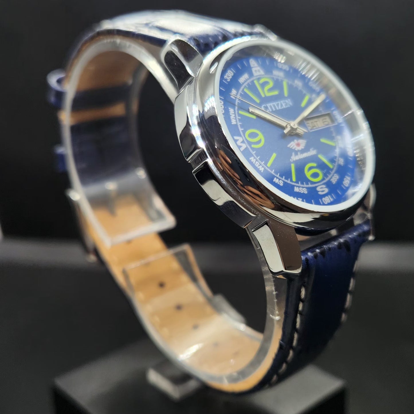 Vintage Mod Citizen 8200 Automatic Blue Face 37MM Case Day-Date Men's Wrist Watch CT109