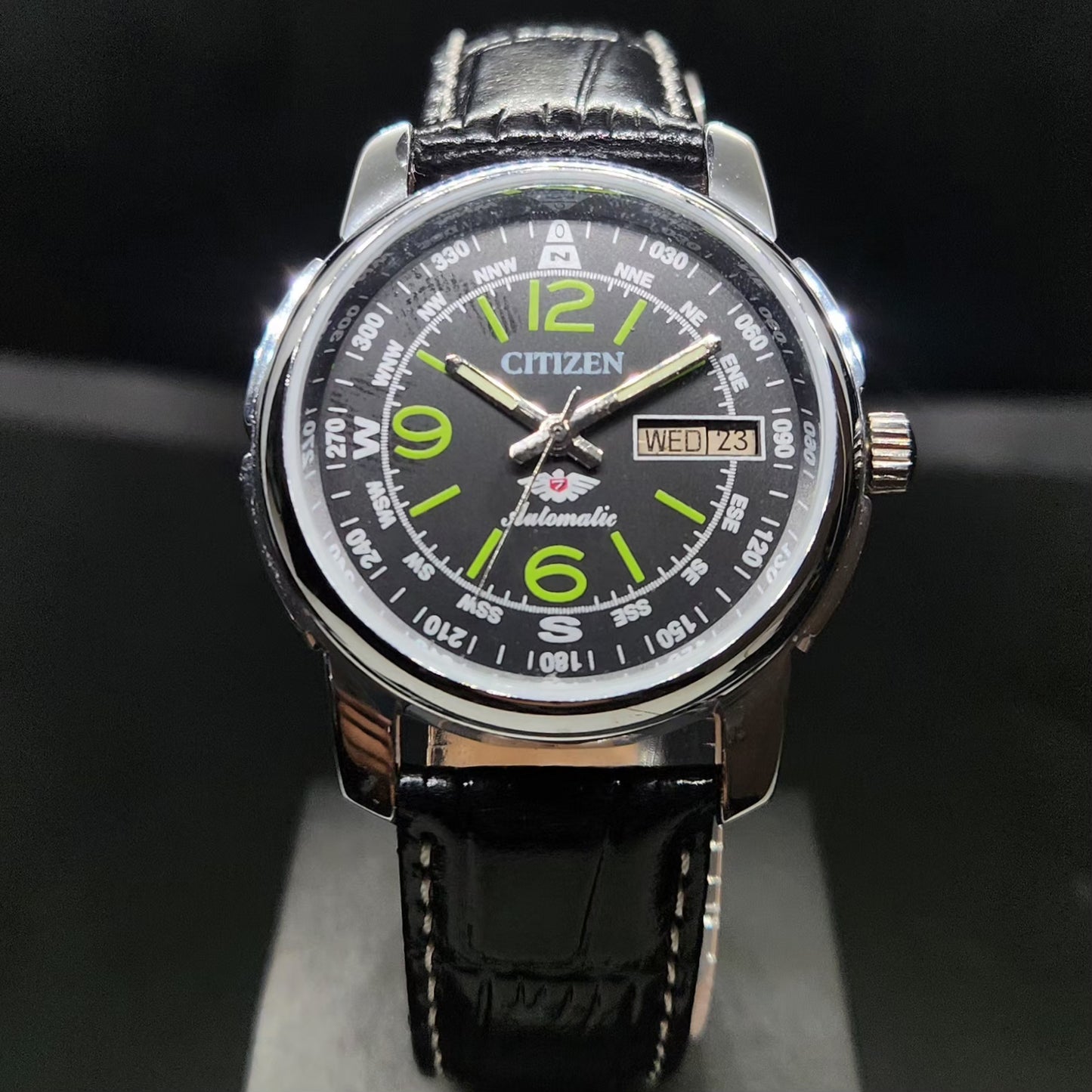 Vintage Mod Citizen 8200 Automatic Black Face 37MM Case Day-Date Men's Wrist Watch CT110