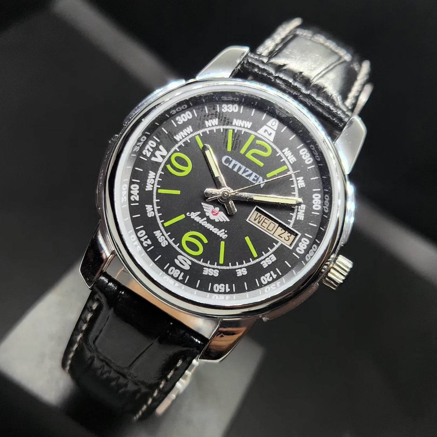 Vintage Mod Citizen 8200 Automatic Black Face 37MM Case Day-Date Men's Wrist Watch CT110