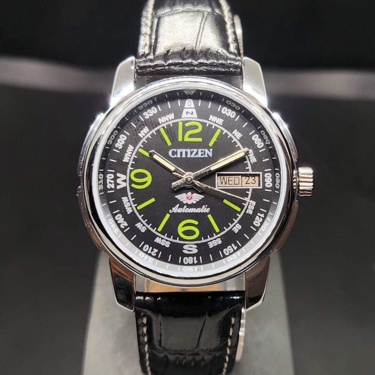 Vintage Mod Citizen 8200 Automatic Black Face 37MM Case Day-Date Men's Wrist Watch CT110