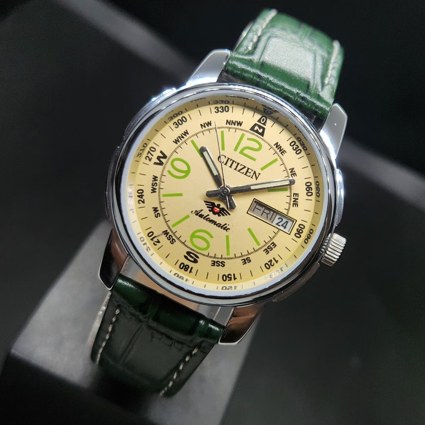 Vintage Mod Citizen 8200 Automatic Yellow Face 37MM Case Day-Date Men's Wrist Watch CT111