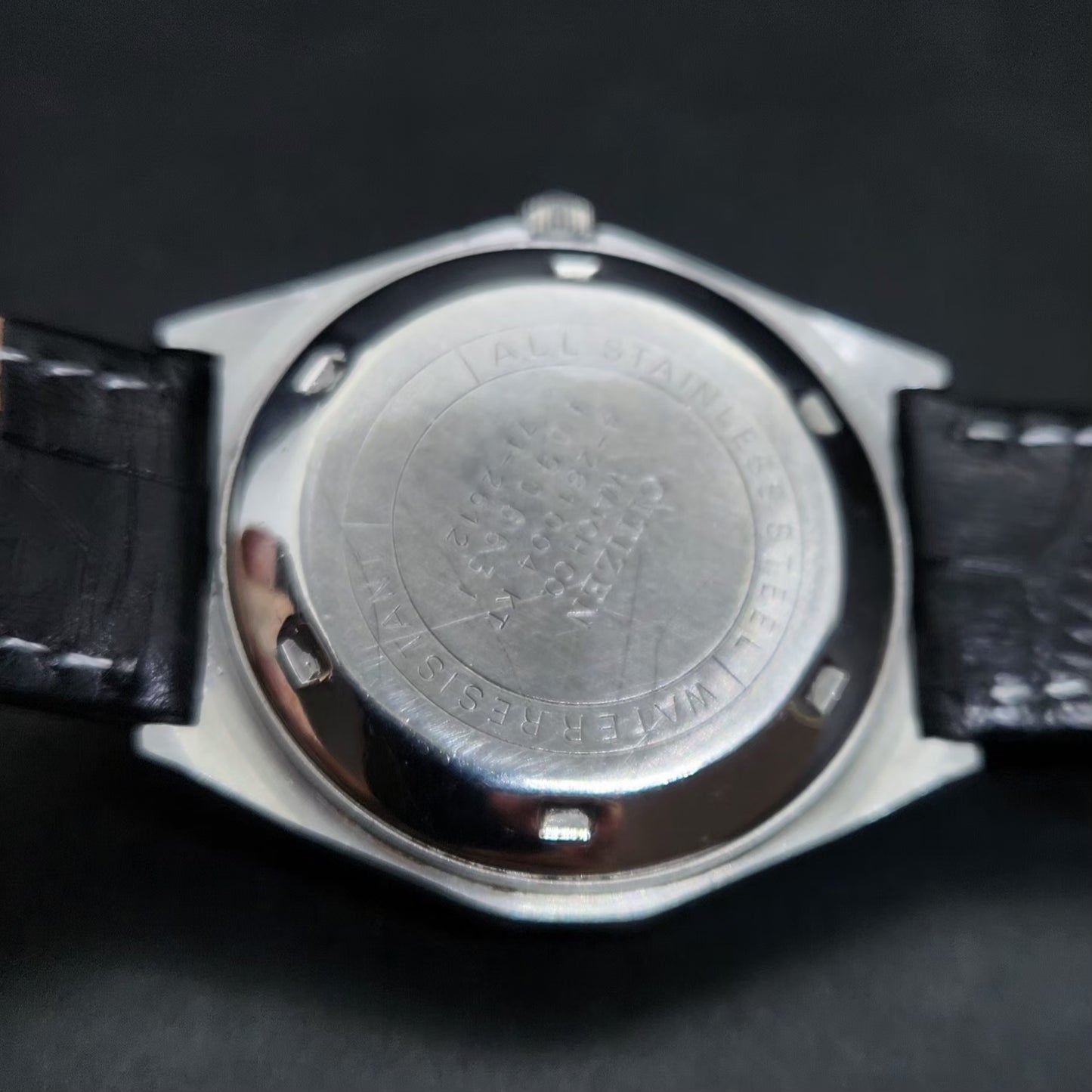 Vintage 1981 Original Citizen Automatic 8200 Silver Face 36MM Case Day-Date Japanese Men's Wrist Watch CT112