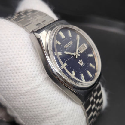 Vintage 1981 Original Citizen Automatic 8200 Blue Face 35MM case Day-Date Japanese Men's Wrist Watch CT115
