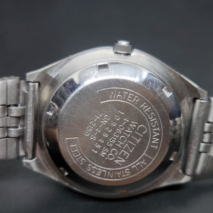 Vintage 1981 Original Citizen Automatic 8200 Blue Face 36MM case Day-Date Japanese Men's Wrist Watch CT116