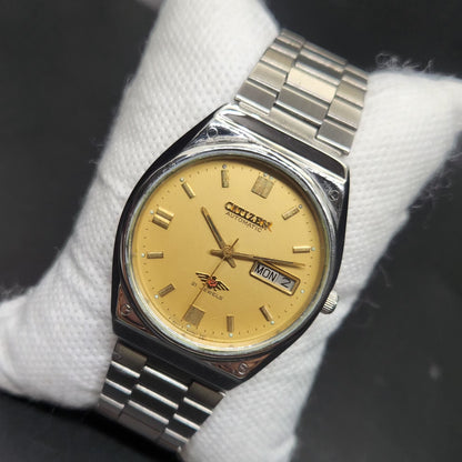 Vintage 1983 Original Citizen Automatic 8200 Gold Face 35MM case Day-Date Japanese Men's Wrist Watch CT118