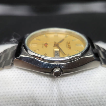 Vintage 1983 Original Citizen Automatic 8200 Gold Face 35MM case Day-Date Japanese Men's Wrist Watch CT118