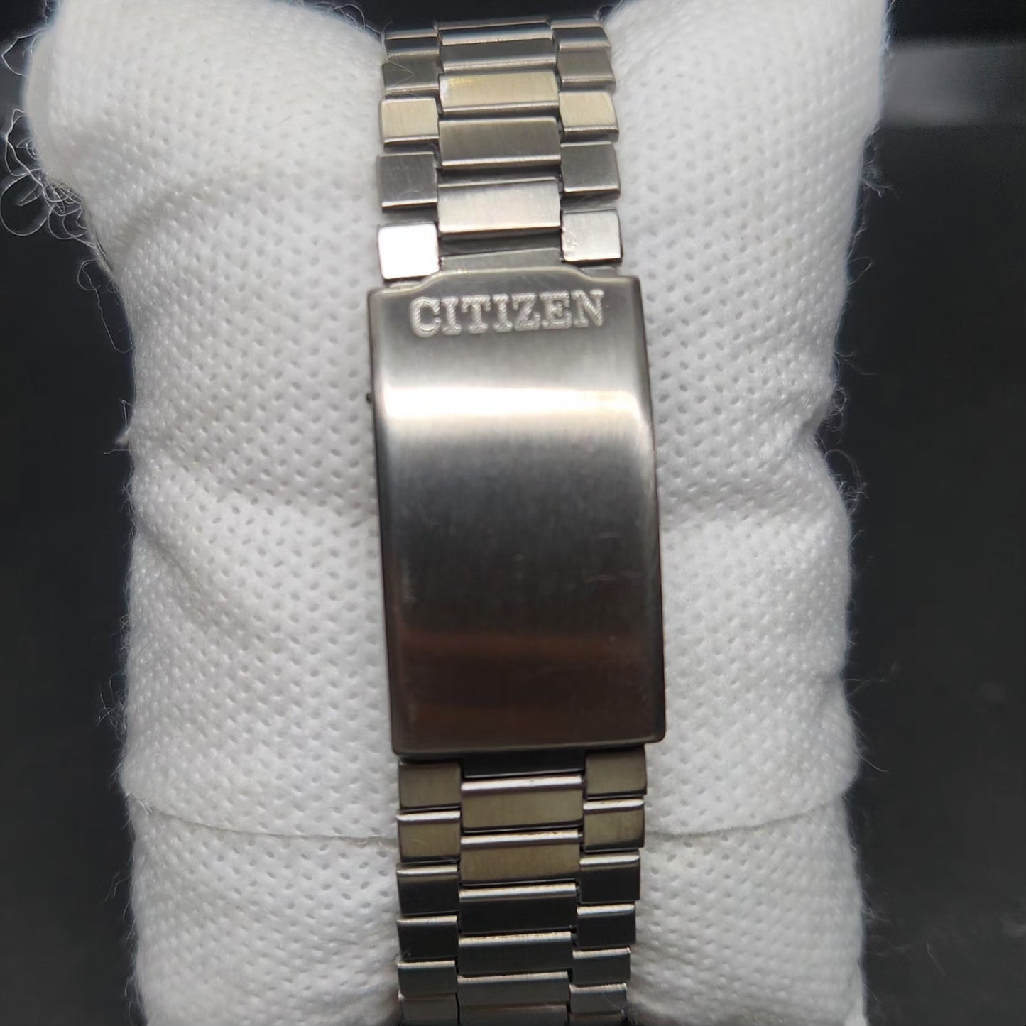 Vintage 1983 Original Citizen Automatic 8200 Gold Face 35MM case Day-Date Japanese Men's Wrist Watch CT118