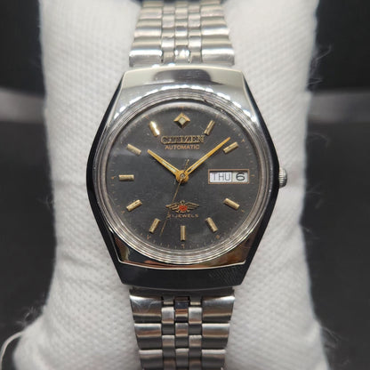 Vintage 1980 Original Citizen Automatic 8200 Grey Face 34MM case Day-Date Japanese Men's Wrist Watch CT119