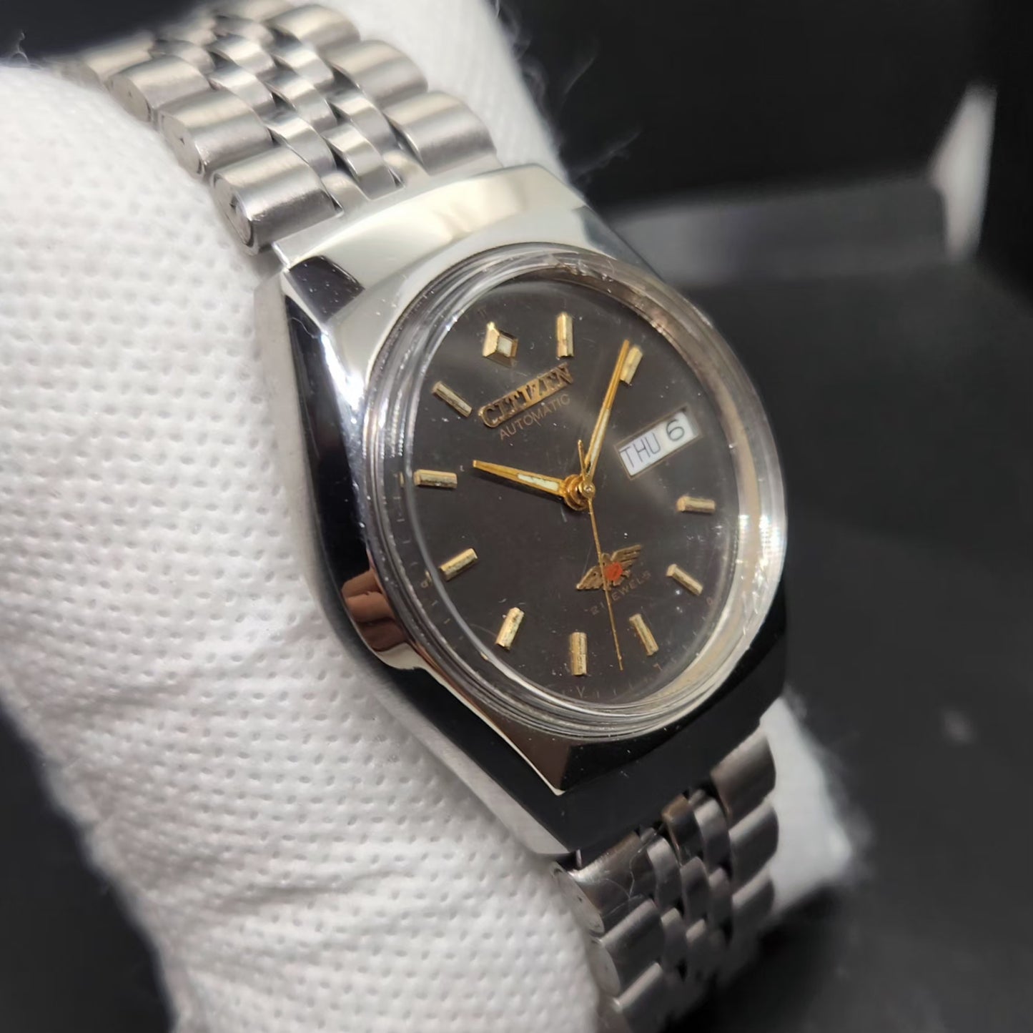 Vintage 1980 Original Citizen Automatic 8200 Grey Face 34MM case Day-Date Japanese Men's Wrist Watch CT119