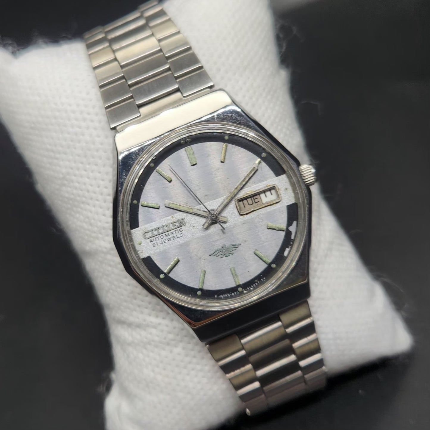 Vintage 1983 Original Citizen Automatic 8200 Grey Face 35MM case Day-Date Japanese Men's Wrist Watch CT120