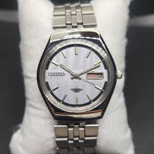 Vintage 1974 Original Citizen Automatic 8200 Grey Face 35MM case Day-Date Japanese Men's Wrist Watch CT121