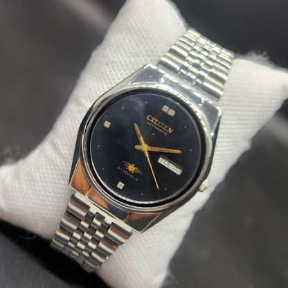 Vintage 1974 Original Citizen Automatic 8200 Black Face 35MM case Day-Date Japanese Men's Wrist Watch CT122