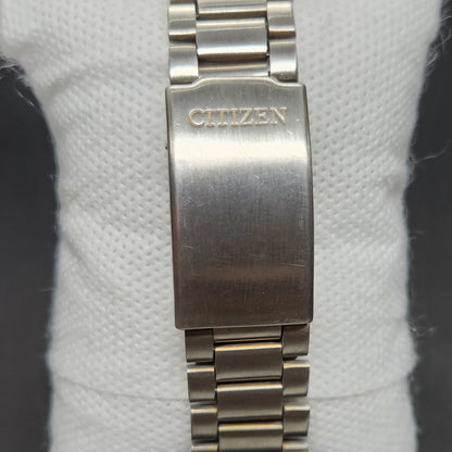 Vintage 1976 Original Citizen Automatic 8200 Gold & Black Face 33MM case Day-Date Japanese Men's Wrist Watch CT123