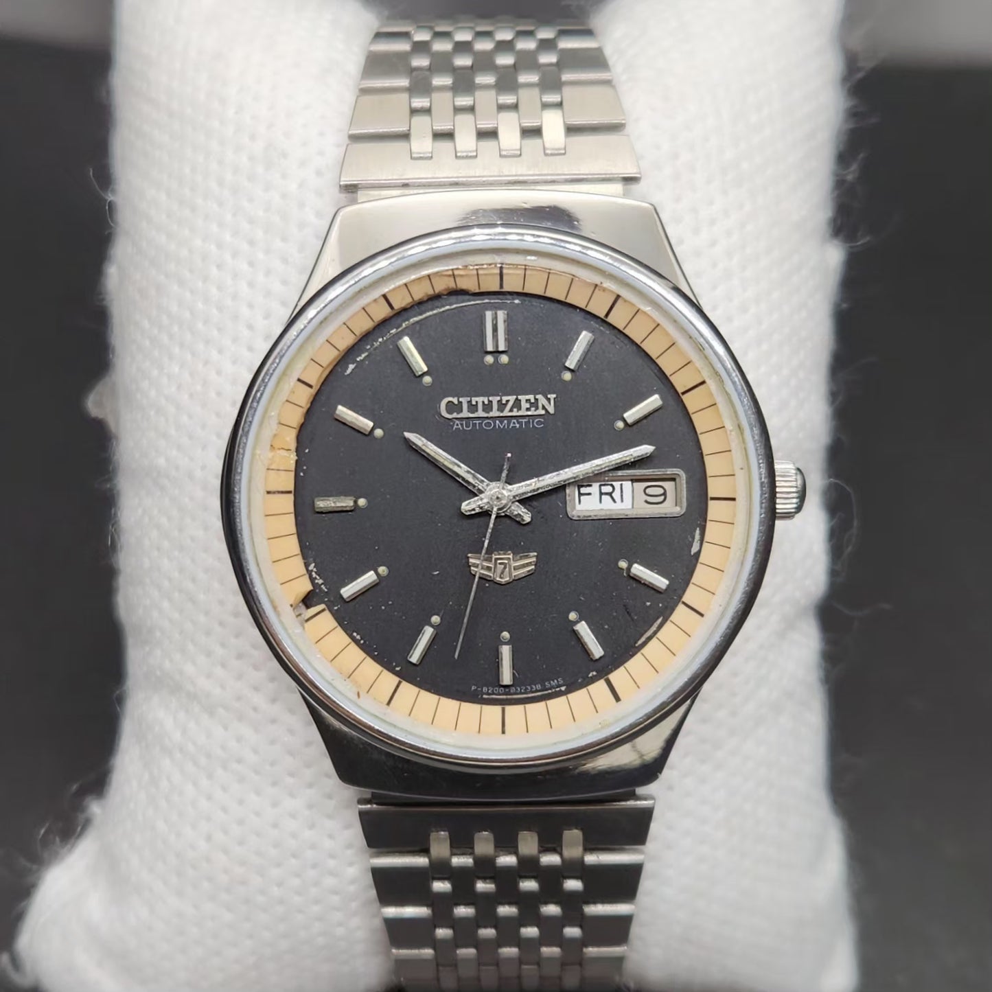Vintage 1979 Original Citizen Automatic 8200 Black Face 35MM case Day-Date Japanese Men's Wrist Watch CT126