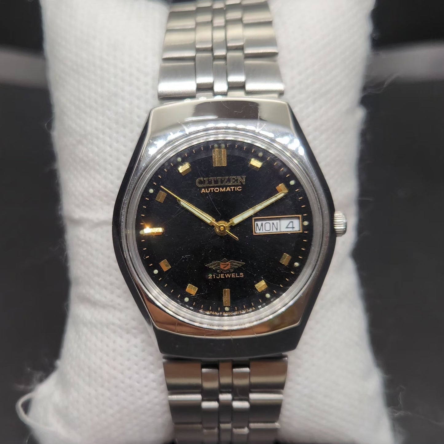 Vintage 1976 Original Citizen Automatic 8200 Black Face 34MM case Day-Date Japanese Men's Wrist Watch CT127