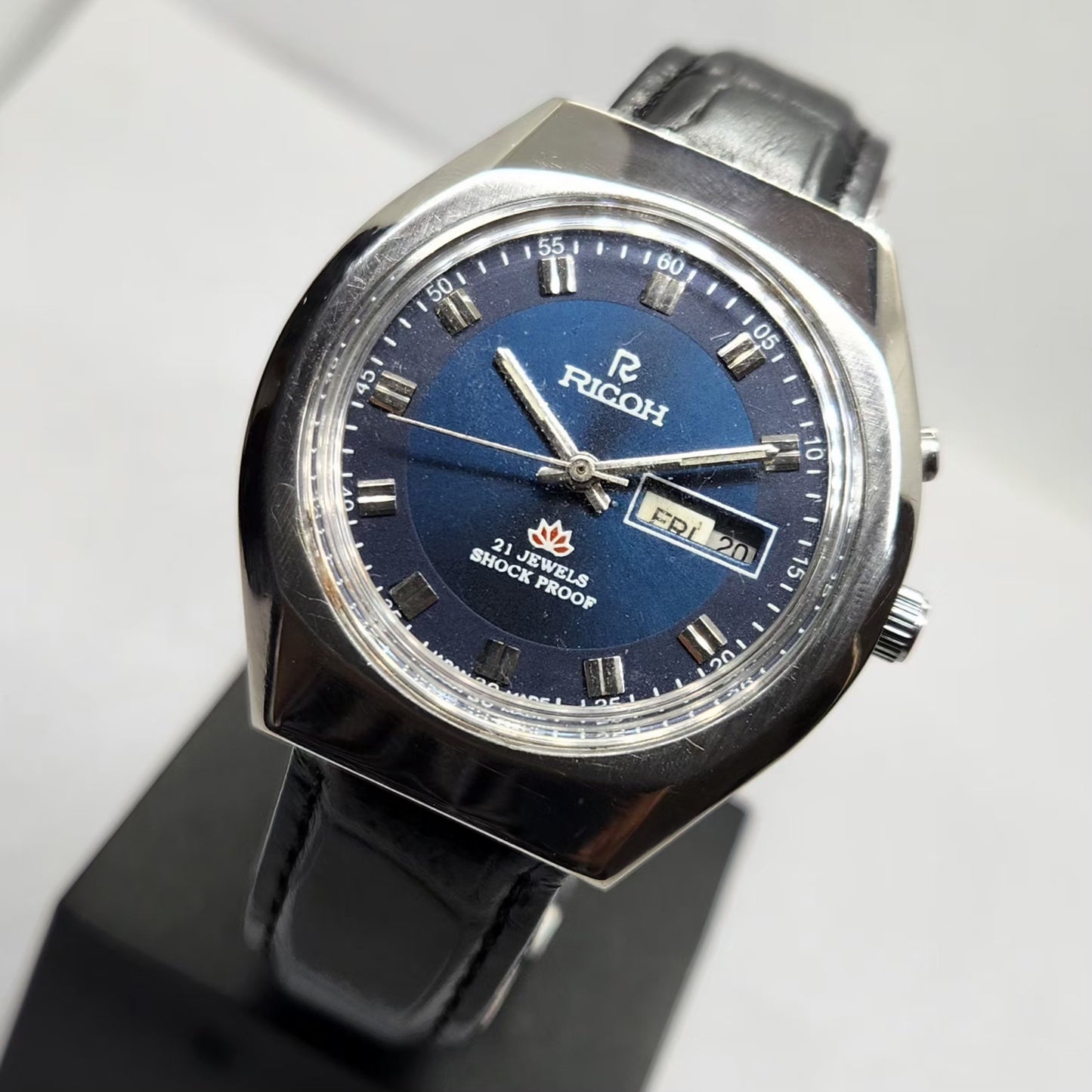 Vintage Ricoh R31 Automatic Blue Face New Strap 21 Jewels Day-Date Men's Wrist Watch R06