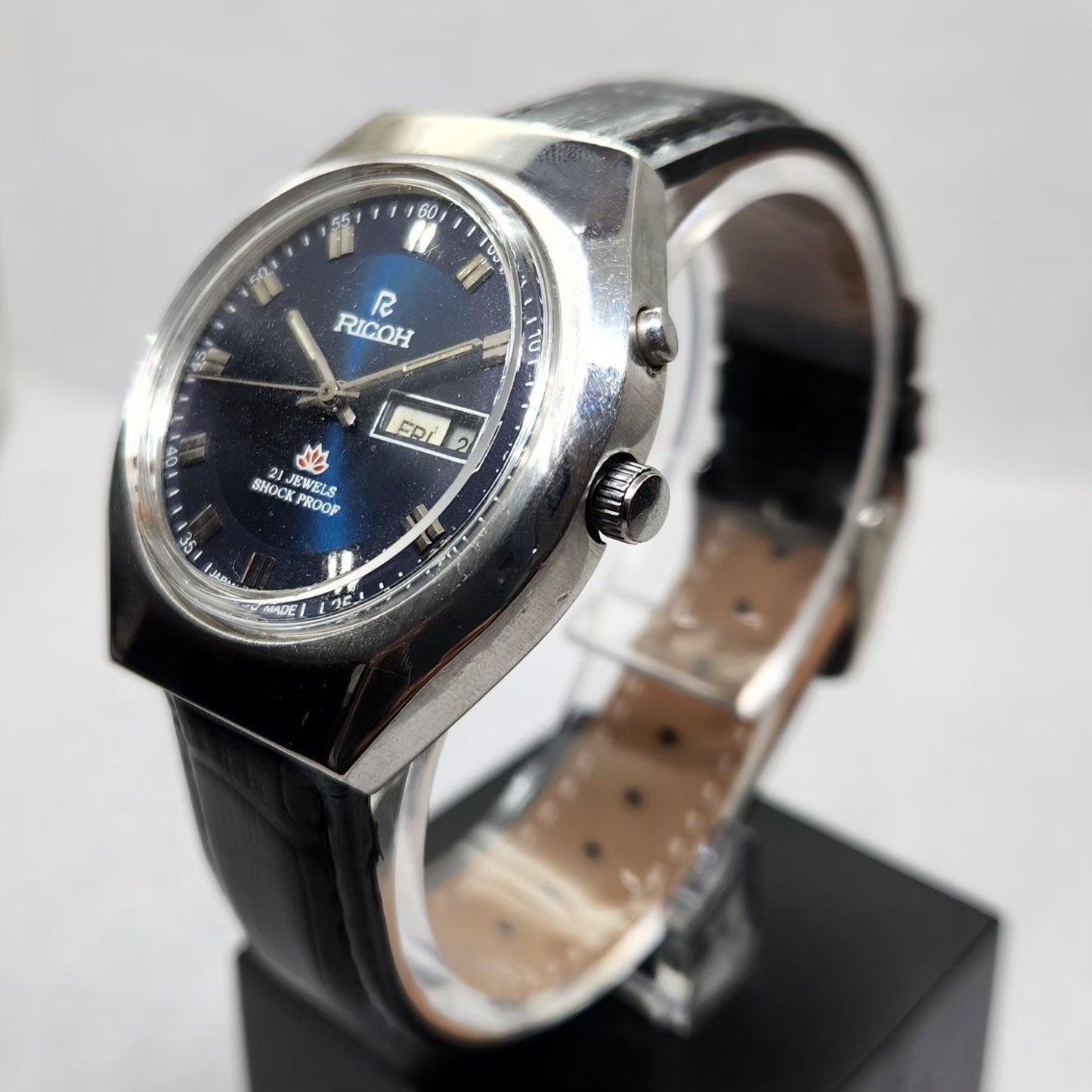 Vintage Ricoh R31 Automatic Blue Face New Strap 21 Jewels Day-Date Men's Wrist Watch R06