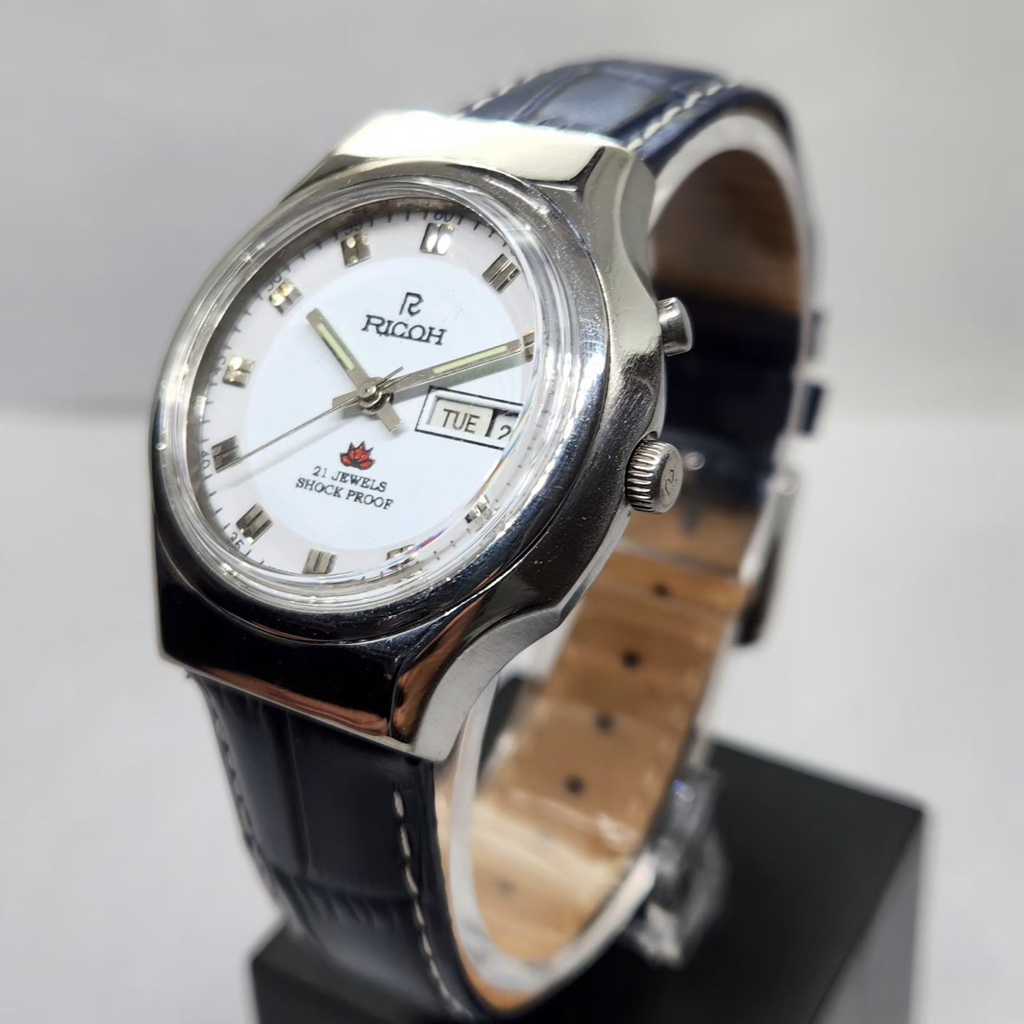 Vintage Ricoh R31 Automatic Blue Face New Strap 21 Jewels Day-Date Men's Wrist Watch R09