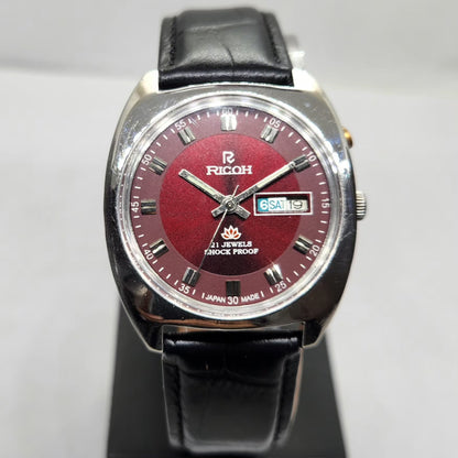Vintage Ricoh R31 Automatic Red Face New Strap 21 Jewels Day-Date Men's Wrist Watch R10