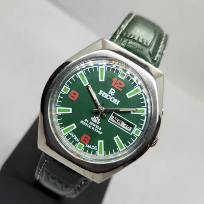 Vintage Ricoh R31 Automatic Green Face New Strap 21 Jewels Day-Date Men's Wrist Watch R11