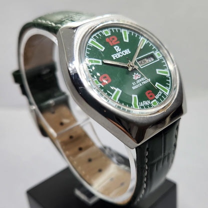Vintage Ricoh R31 Automatic Green Face New Strap 21 Jewels Day-Date Men's Wrist Watch R11