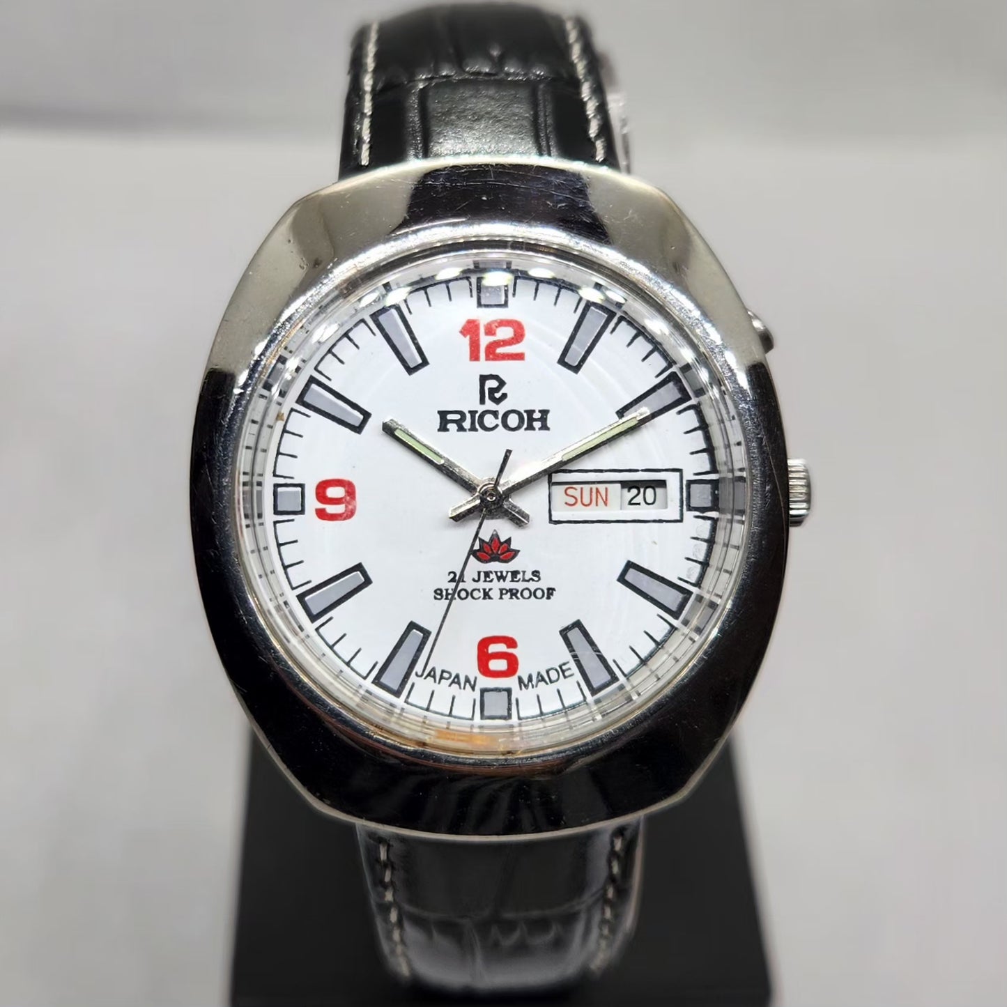 Vintage Ricoh R31 Automatic White Face New Strap 21 Jewels Day-Date Men's Wrist Watch R12