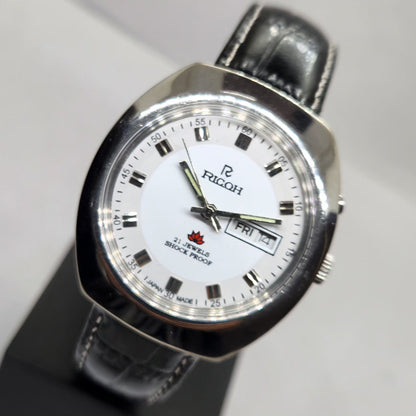 Vintage Ricoh R31 Automatic White Face New Strap 21 Jewels Day-Date Men's Wrist Watch R13