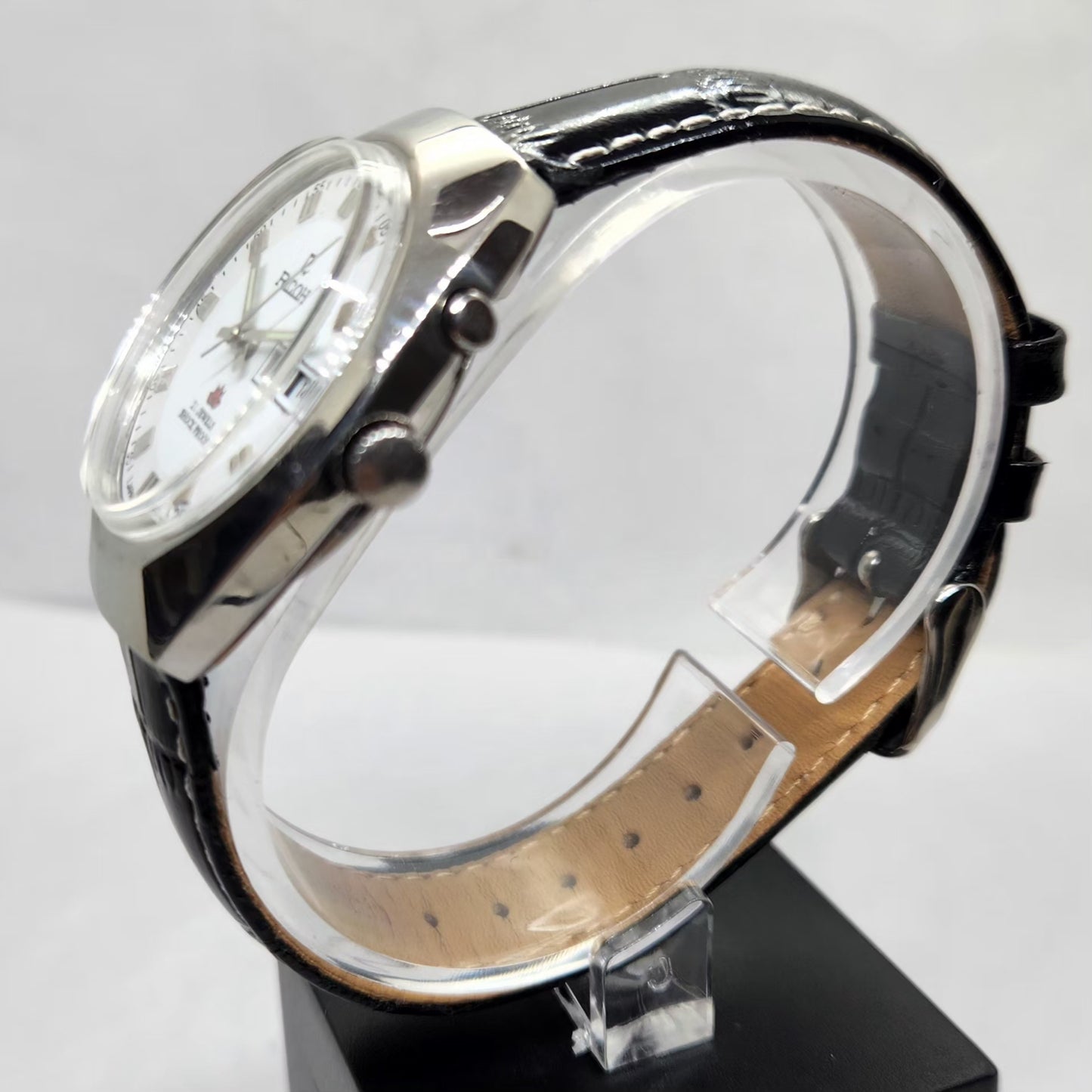 Vintage Ricoh R31 Automatic White Face New Strap 21 Jewels Day-Date Men's Wrist Watch R13