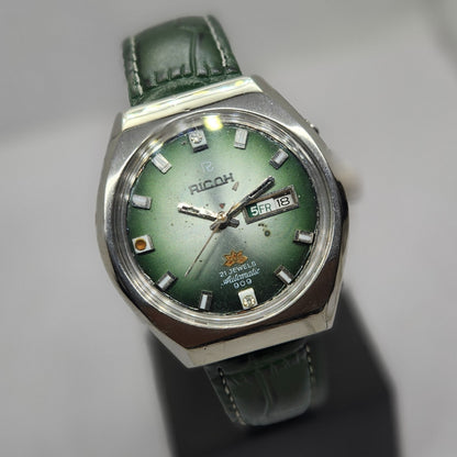 Vintage Ricoh R31 Automatic Green Face New Strap 21 Jewels Day-Date Men's Wrist Watch R21