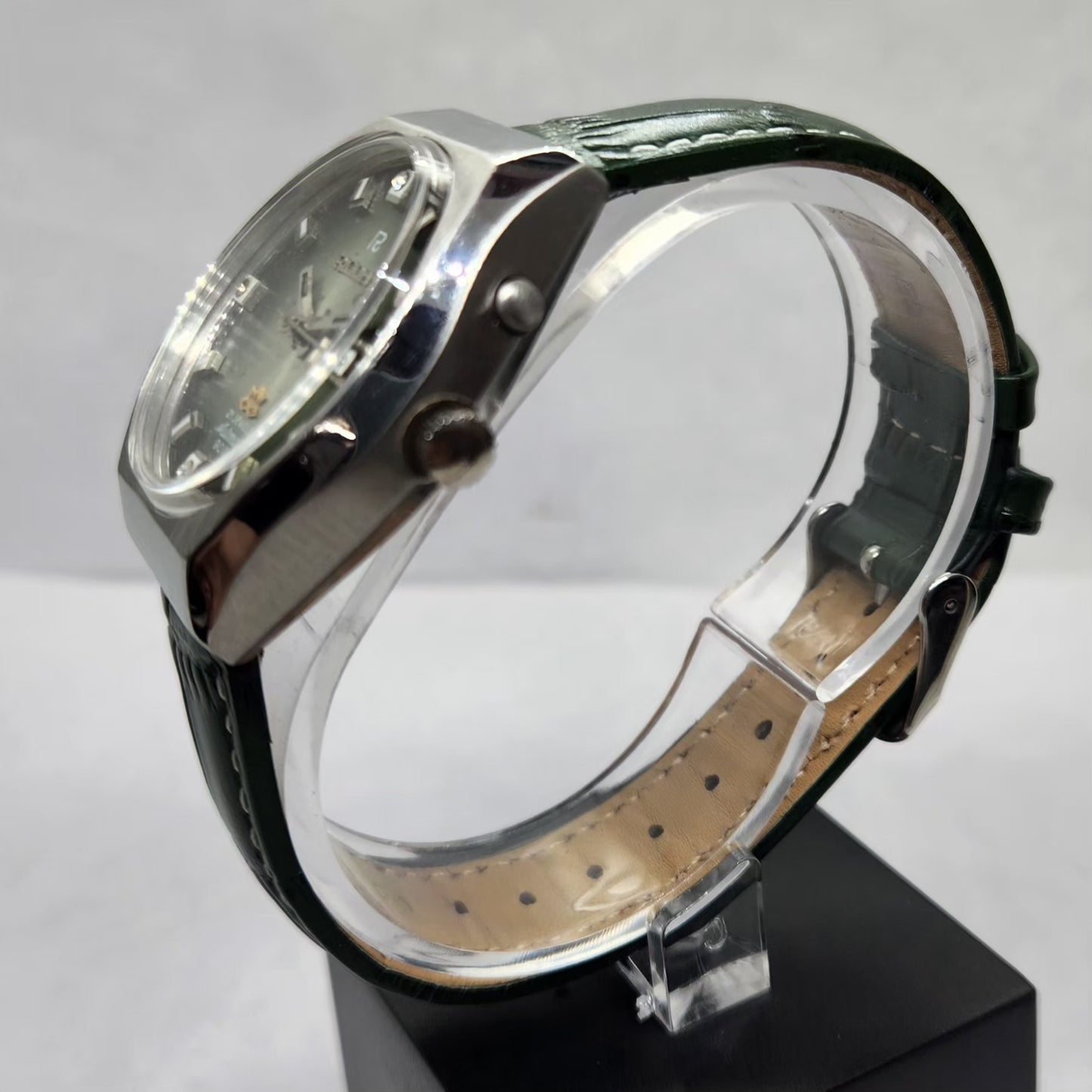 Vintage Ricoh R31 Automatic Green Face New Strap 21 Jewels Day-Date Men's Wrist Watch R21
