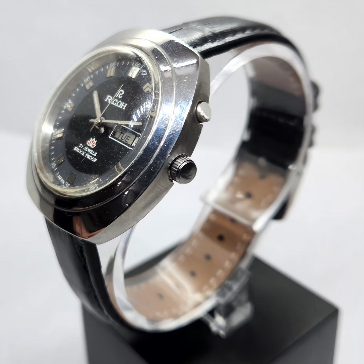 Vintage Ricoh R31 Automatic Black Face New Strap 21 Jewels Day-Date Men's Wrist Watch R25
