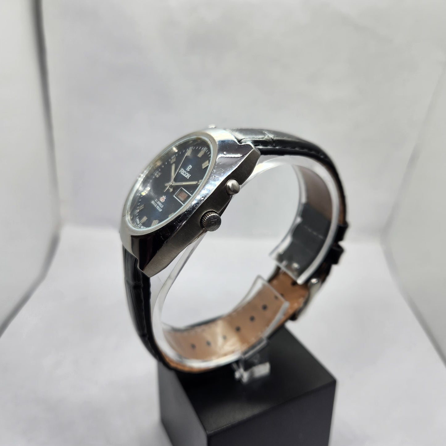 Vintage Ricoh R31 Automatic Blue Face New Strap 21 Jewels Day-Date Men's Wrist Watch R26