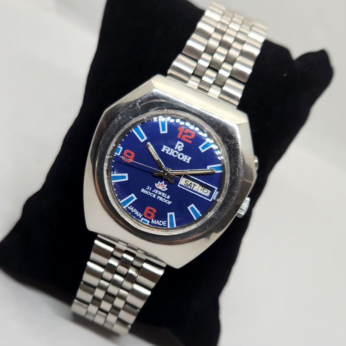 Vintage Ricoh R31 Blue Face Automatic 21 Jewels Jubliee Bracelet Men's Wrist Watch R30