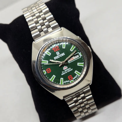 Vintage Ricoh R31 Green Face Automatic 21 Jewels Jubliee Bracelet Men's Wrist Watch R32