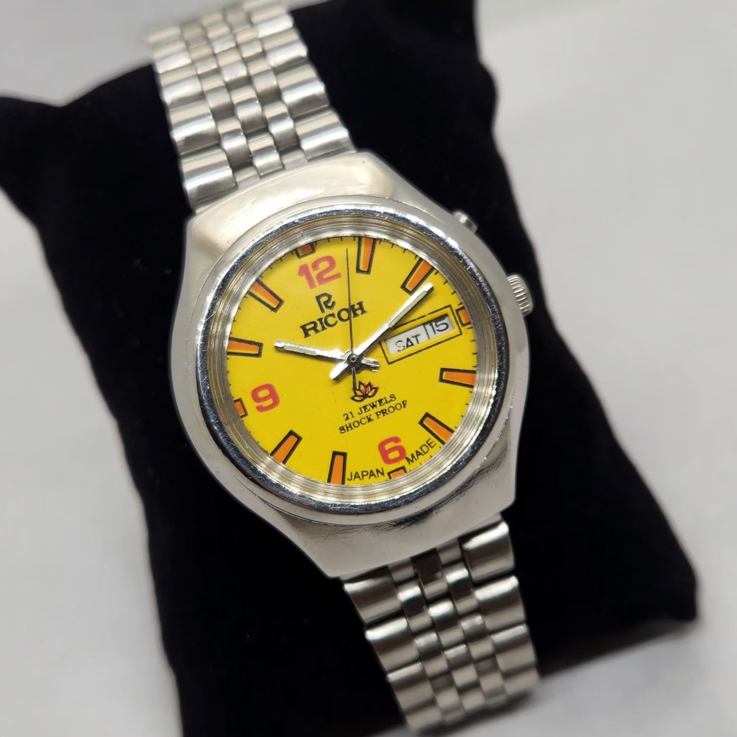 Vintage Ricoh R31 Yellow Face Automatic 21 Jewels Jubliee Bracelet Men's Wrist Watch R33