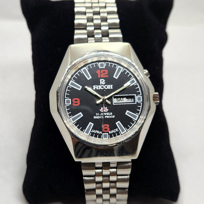 Vintage Ricoh R31 Black Face Automatic 21 Jewels Jubliee Bracelet Men's Wrist Watch R35