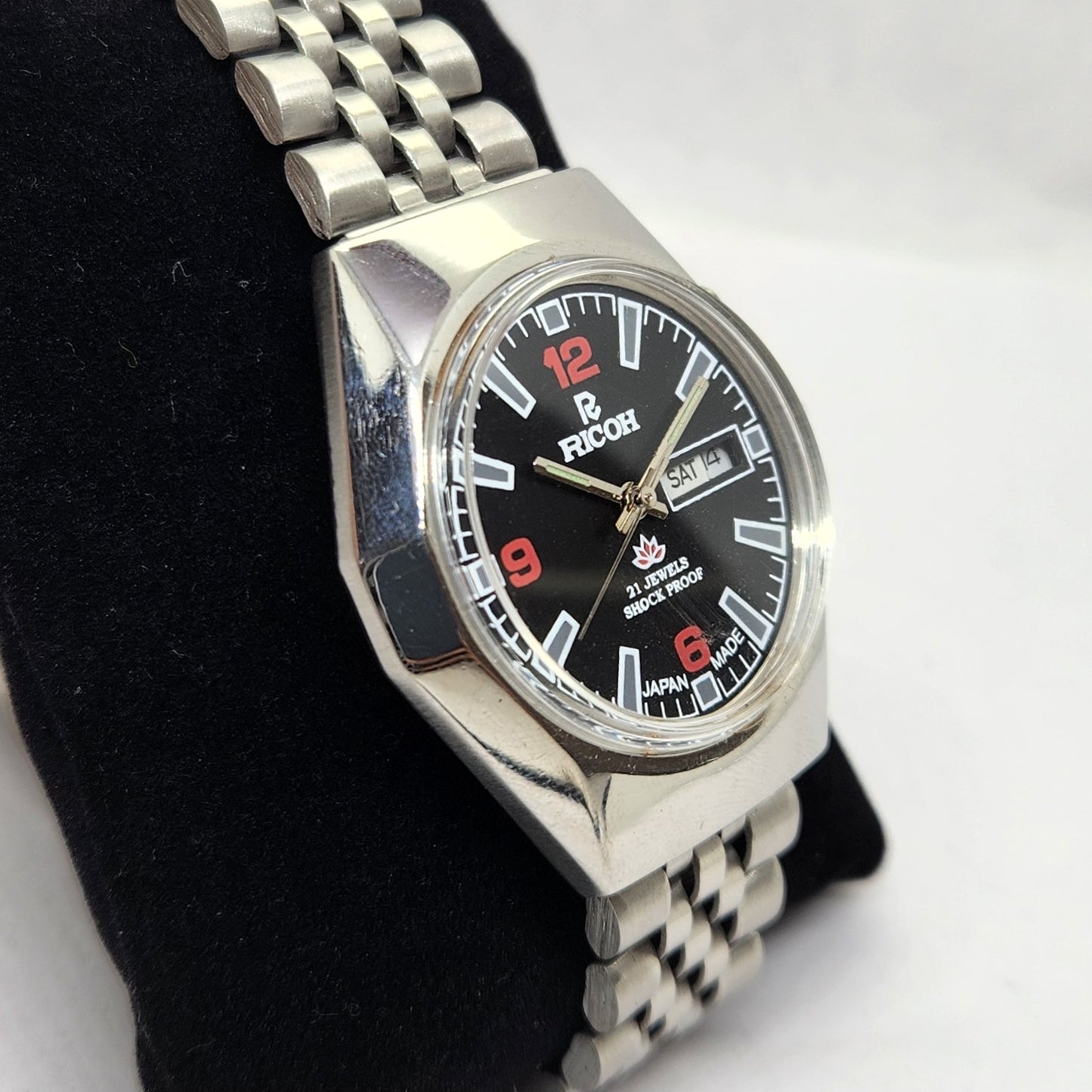 Vintage Ricoh R31 Black Face Automatic 21 Jewels Jubliee Bracelet Men's Wrist Watch R35