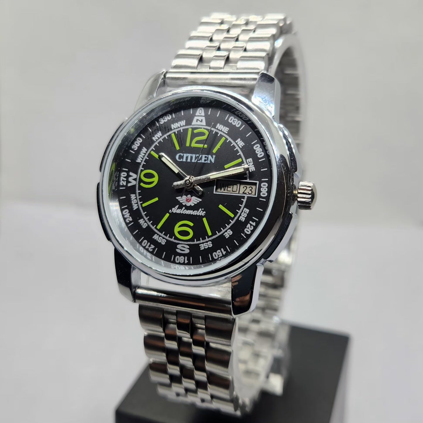 Vintage Mod Citizen 8200 Automatic Black Face 37MM Case Day-Date Men's Wrist Watch CT129