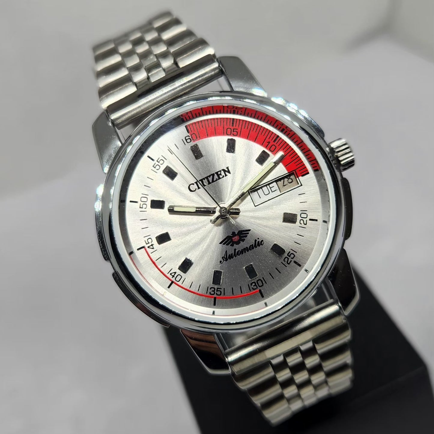 Vintage Mod Citizen 8200 Automatic Silver Face 37MM Case Day-Date Men's Wrist Watch CT130