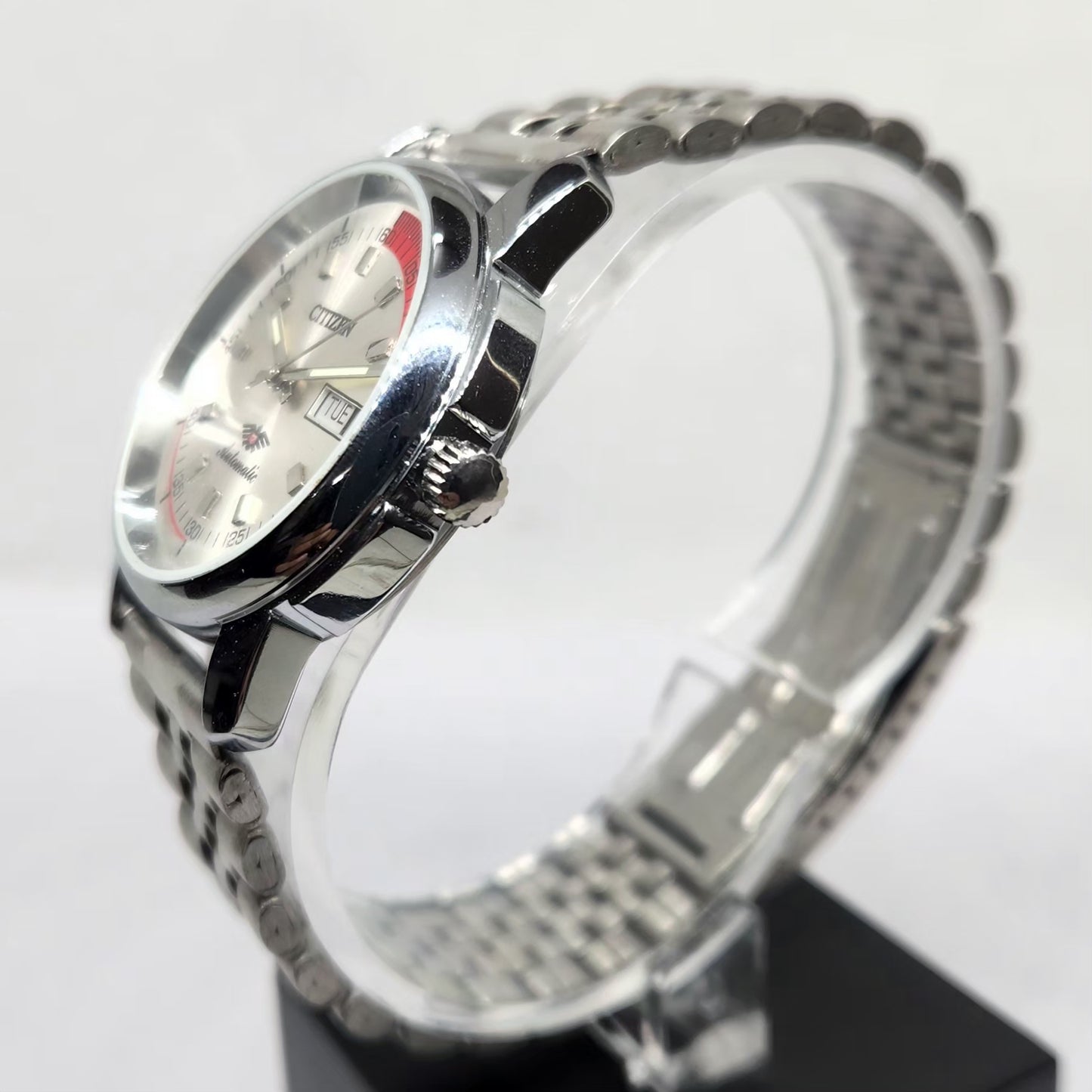 Vintage Mod Citizen 8200 Automatic Silver Face 37MM Case Day-Date Men's Wrist Watch CT130