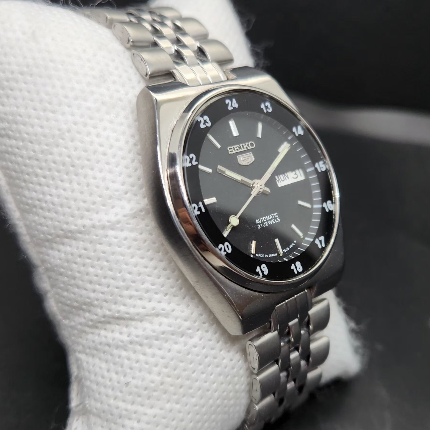 Vintage 1998 Original Seiko 5 Automatic 7s26-3160 Black Face Railway Time Day-Date Japanese Men's Wrist Watch VS01