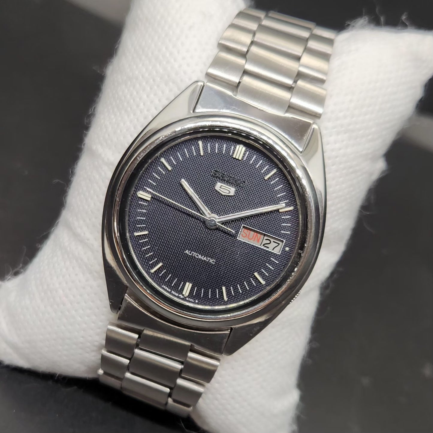 Vintage 1976 Original Seiko 5 Automatic 7009-3041 Black Face 17 Jewels Day-Date Japanese Men's Wrist Watch VS07