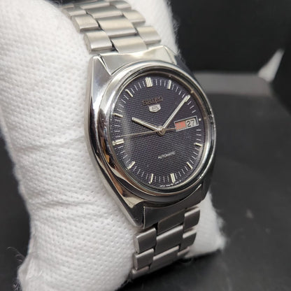 Vintage 1976 Original Seiko 5 Automatic 7009-3041 Black Face 17 Jewels Day-Date Japanese Men's Wrist Watch VS07