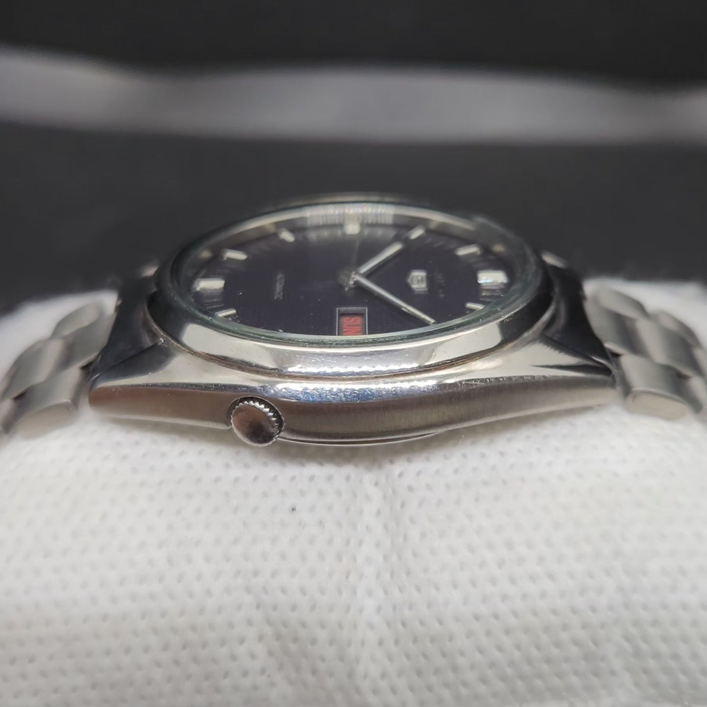 Vintage 1976 Original Seiko 5 Automatic 7009-3041 Black Face 17 Jewels Day-Date Japanese Men's Wrist Watch VS07