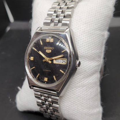 Vintage 1984 Original Seiko 5 Automatic 6309-8890 Black Face 17 Jewels Day-Date Japanese Men's Wrist Watch VS13