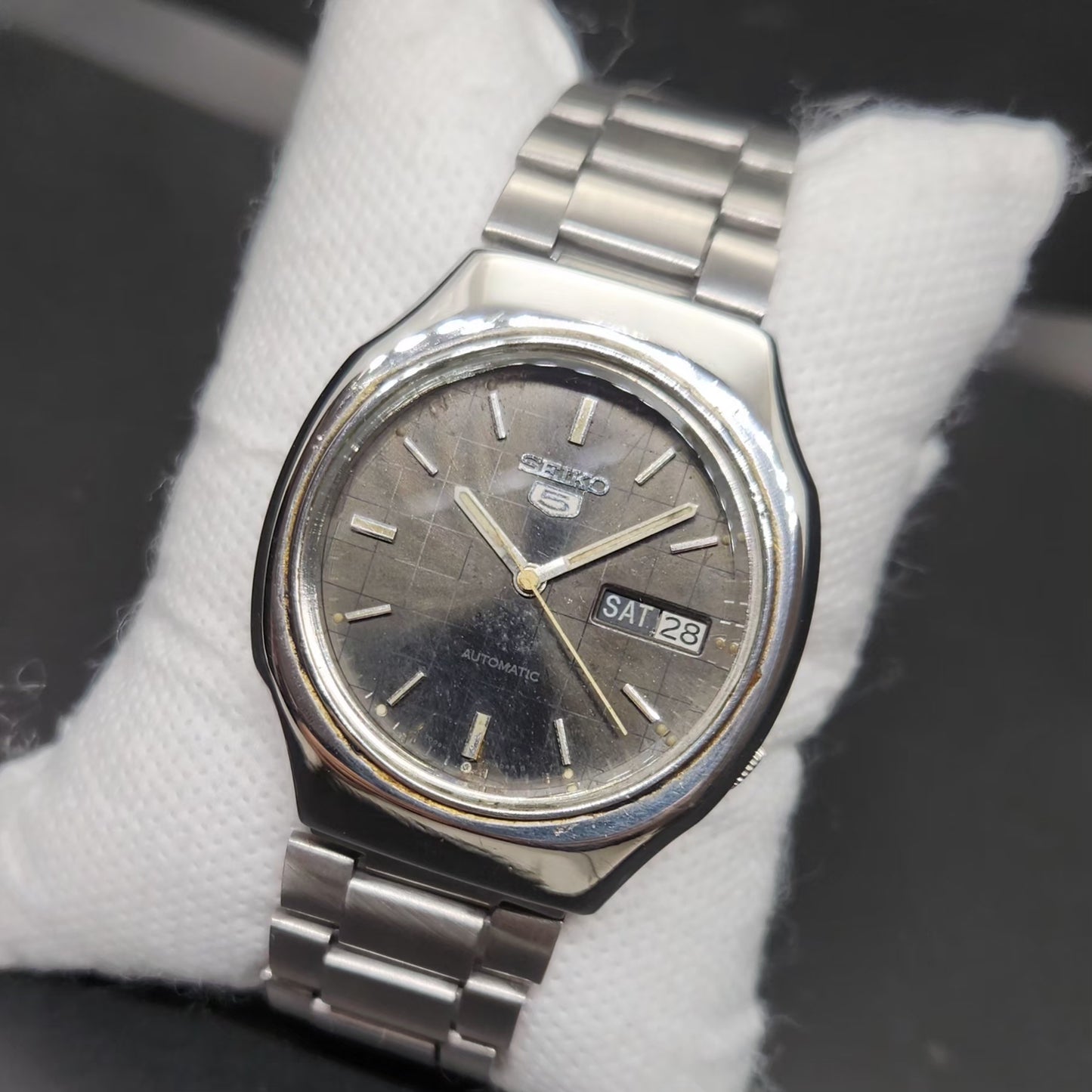 Vintage 1979 Original Seiko 5 Automatic 7009-5170 Black Face 17 Jewels Day-Date Japanese Men's Wrist Watch VS14