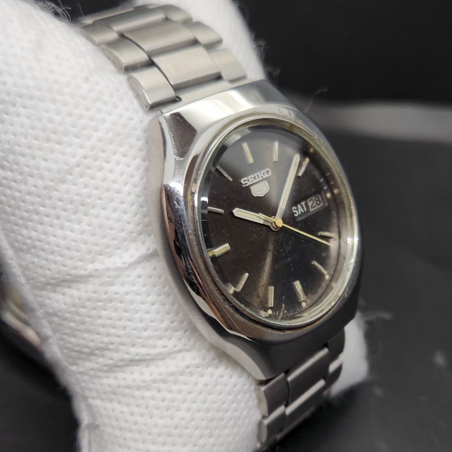 Vintage 1979 Original Seiko 5 Automatic 7009-5170 Black Face 17 Jewels Day-Date Japanese Men's Wrist Watch VS14